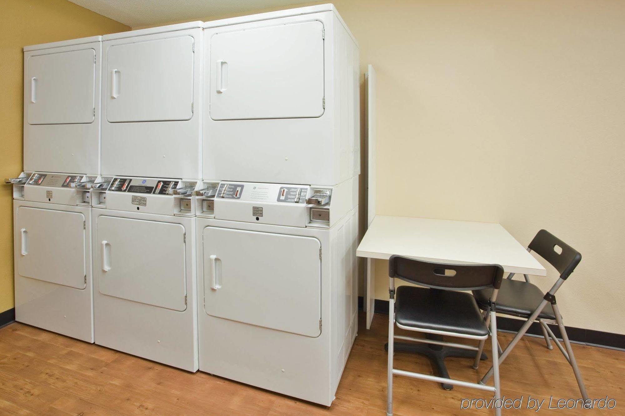 Candlewood Suites Raleigh Crabtree By Ihg Kültér fotó